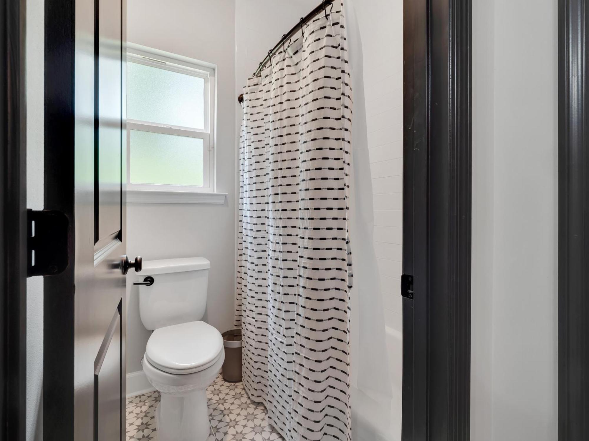 New Take On Midtown Modern Villa Tallahassee Ngoại thất bức ảnh